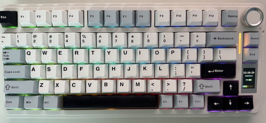 노브에 액정 스크린 달린 독거미 S75 PRO 키보드 사용 후기