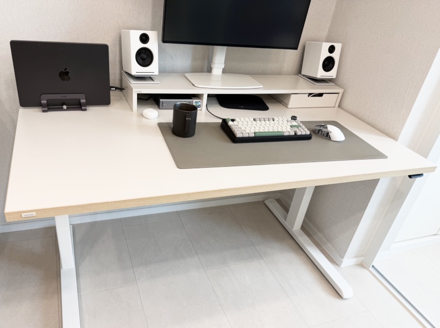 초등학생 아이 책상으로 구매한 데스커 모션데스크 2년 사용 후기