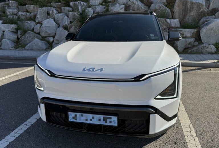 논란의 EV5 전기차, 기아 플렉스 구독했습니다.