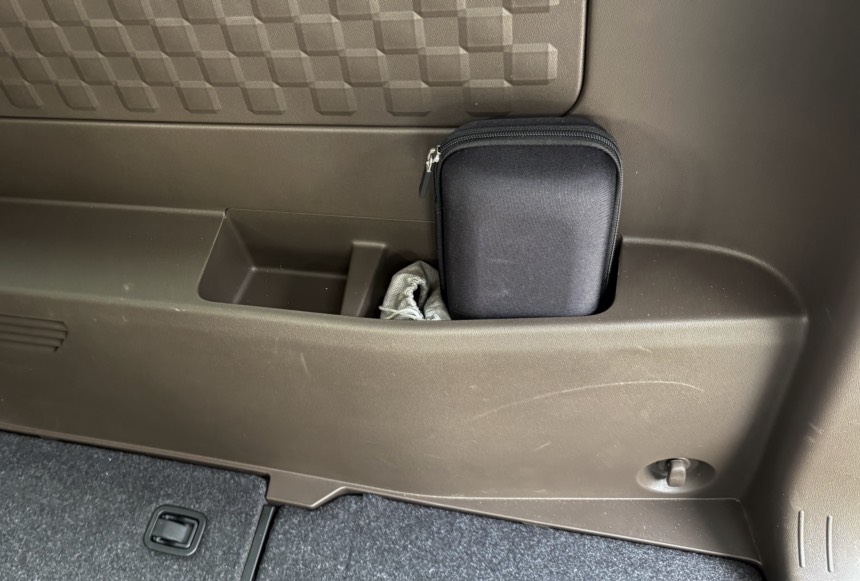 PV5 패신저 수납 공간과 캠핑짐 테트리스 리얼 후기