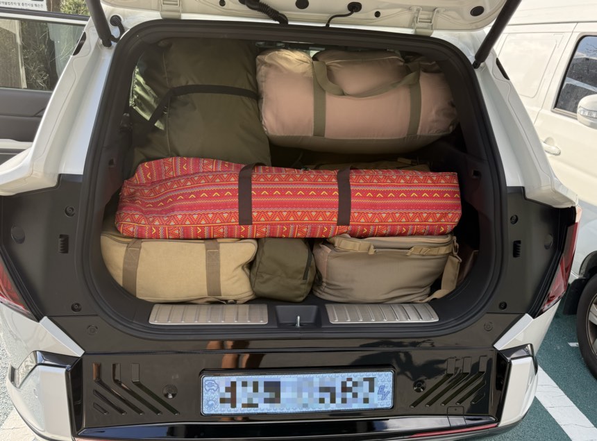 EV5 트렁크 수납공간, 캠핑짐 GV60과 비교