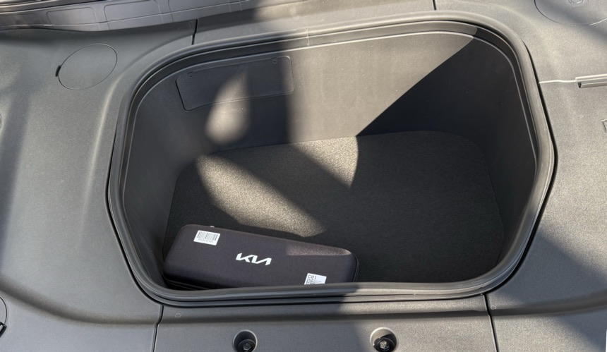 EV5 트렁크 수납공간, 캠핑짐 GV60과 비교